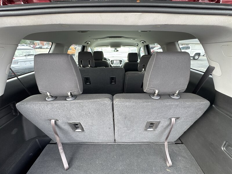 2017 GMC Acadia SLE-1 - Photo 22 - Millstadt, IL 62260
