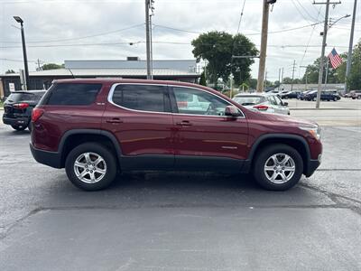 2017 GMC Acadia SLE-1 - Photo 6 - Millstadt, IL 62260