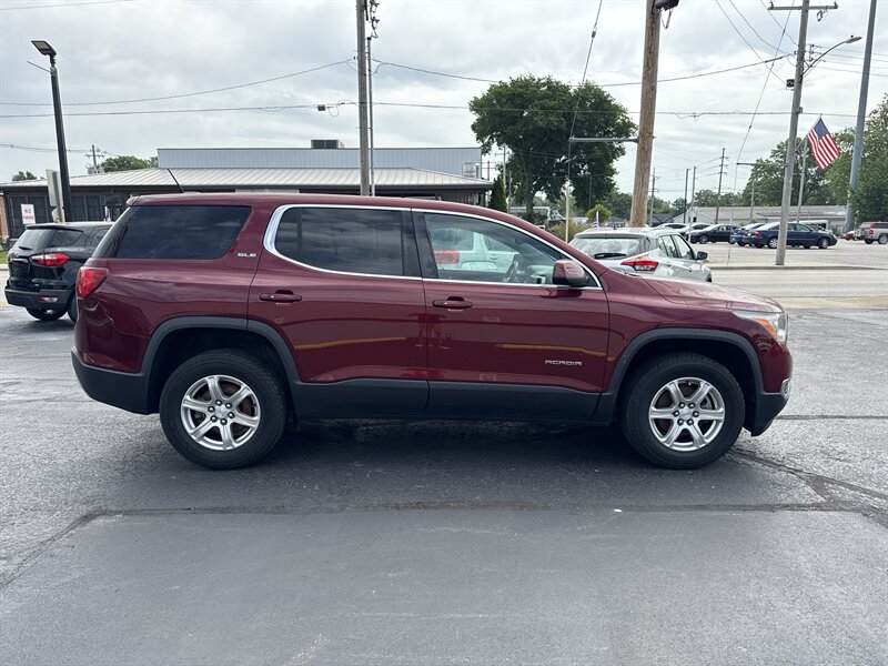 2017 GMC Acadia SLE-1 - Photo 6 - Millstadt, IL 62260