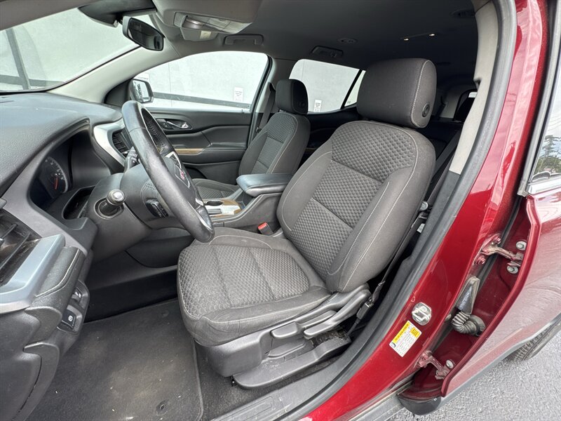 2017 GMC Acadia SLE-1 - Photo 14 - Millstadt, IL 62260