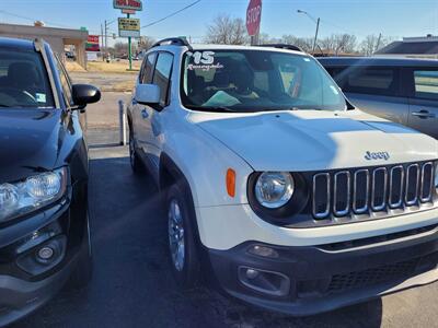 2015 Jeep Renegade Latitude   - Photo 2 - Belleville, IL 62226