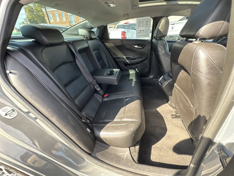 2018 Chevrolet Malibu LT - Photo 19 - Millstadt, IL 62260