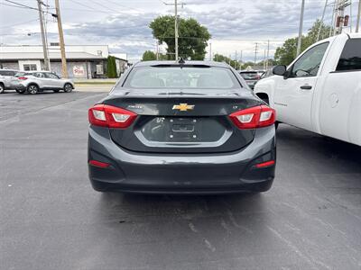 2017 Chevrolet Cruze LT Auto - Photo 7 - Millstadt, IL 62260