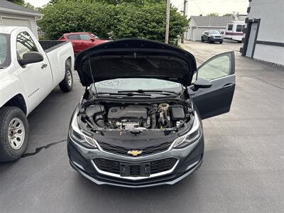 2017 Chevrolet Cruze LT Auto - Photo 13 - Millstadt, IL 62260