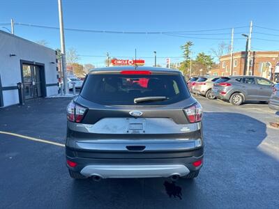 2017 Ford Escape SE   - Photo 5 - Millstadt, IL 62260