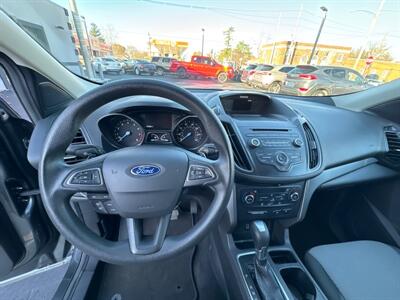 2017 Ford Escape SE   - Photo 17 - Millstadt, IL 62260