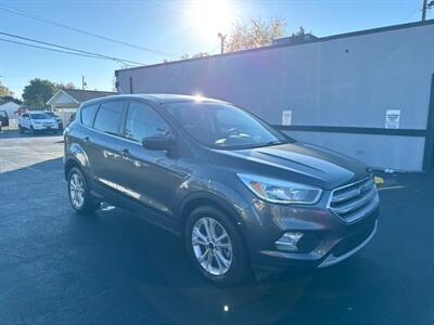 2017 Ford Escape SE   - Photo 3 - Millstadt, IL 62260