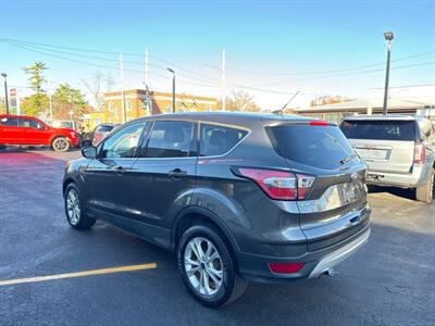 2017 Ford Escape SE   - Photo 6 - Millstadt, IL 62260