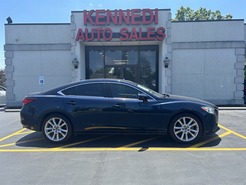 2016 Mazda Mazda6 i Touring - Photo 1 - Fairview Heights, IL 62208