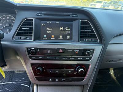 2016 Hyundai SONATA SE   - Photo 14 - Cahokia, IL 62206