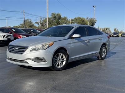 2016 Hyundai SONATA SE   - Photo 1 - Cahokia, IL 62206