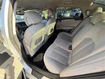 2016 Hyundai SONATA SE   - Photo 10 - Cahokia, IL 62206