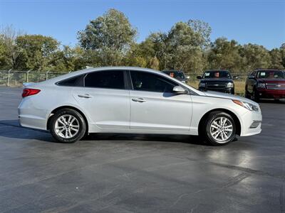 2016 Hyundai SONATA SE   - Photo 5 - Cahokia, IL 62206
