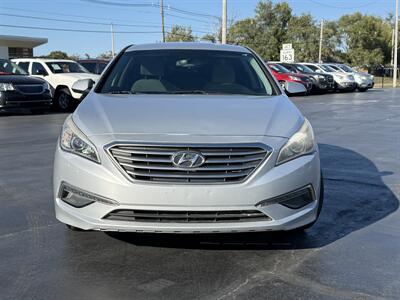 2016 Hyundai SONATA SE   - Photo 2 - Cahokia, IL 62206