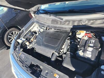 2016 Ford Explorer Platinum   - Photo 6 - Cahokia, IL 62206