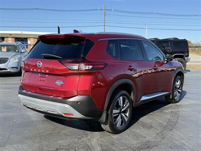 2021 Nissan Rogue SL - Photo 8 - Cahokia, IL 62206