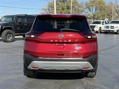 2021 Nissan Rogue SL - Photo 7 - Cahokia, IL 62206
