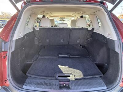 2021 Nissan Rogue SL - Photo 17 - Cahokia, IL 62206