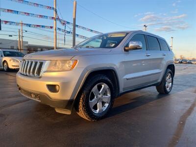 2011 Jeep Grand Cherokee Limited   - Photo 1 - Cahokia, IL 62206