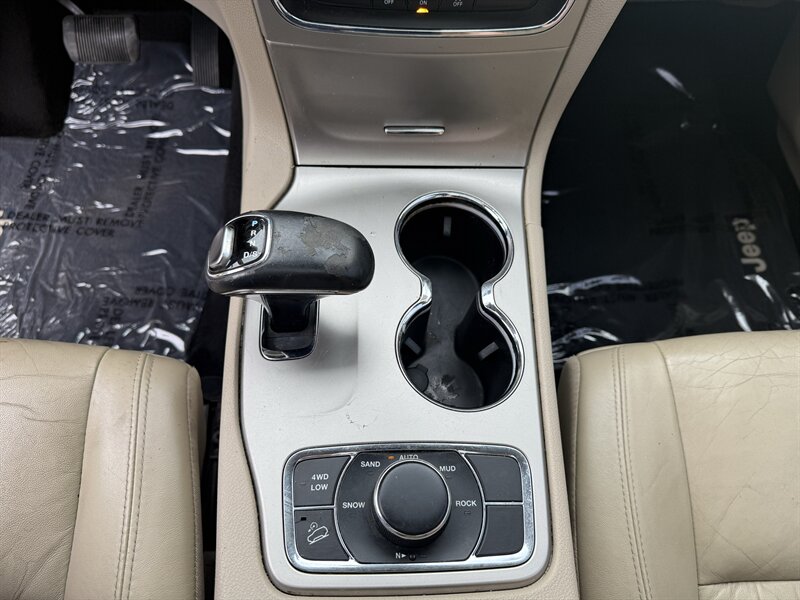 2014 Jeep Grand Cherokee Limited - Photo 13 - Cahokia, IL 62206