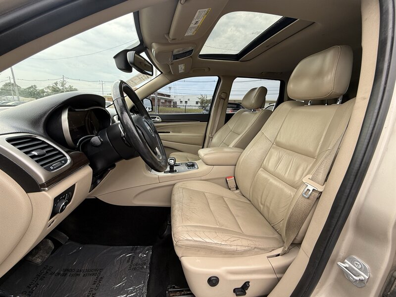 2014 Jeep Grand Cherokee Limited - Photo 9 - Cahokia, IL 62206