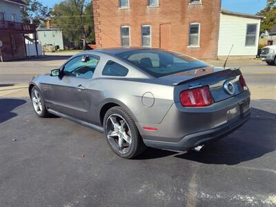 2010 Ford Mustang GT Premium   - Photo 4 - Freeburg, IL 62243