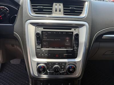 2015 GMC Acadia SLT-2   - Photo 15 - Cahokia, IL 62206