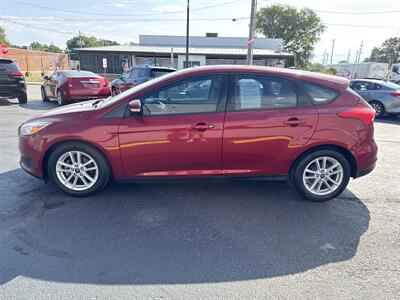 2017 Ford Focus SE   - Photo 8 - Millstadt, IL 62260