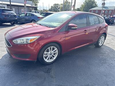2017 Ford Focus SE   - Photo 2 - Millstadt, IL 62260