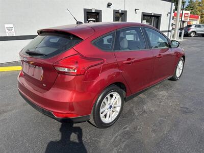 2017 Ford Focus SE - Photo 4 - Millstadt, IL 62260
