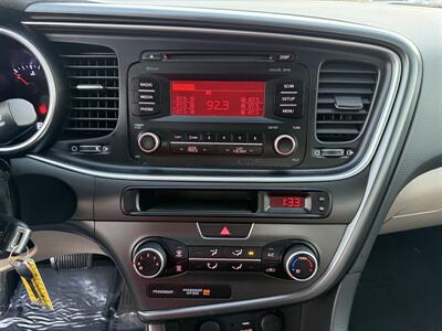 2015 Kia Optima LX   - Photo 13 - Cahokia, IL 62206