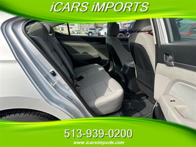 2018 Hyundai ELANTRA Value Edition   - Photo 28 - Fairfield, OH 45014