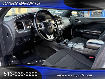 2014 Dodge Charger SXT   - Photo 12 - Fairfield, OH 45014