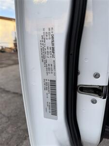 2014 Dodge Charger SXT   - Photo 15 - Fairfield, OH 45014