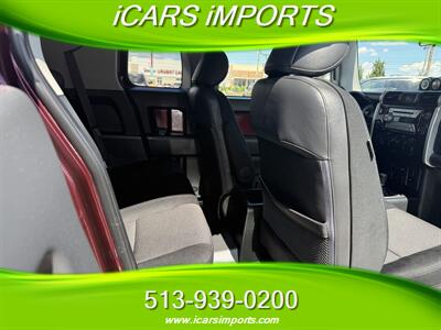 2007 Toyota FJ Cruiser 4dr SUV   - Photo 26 - Fairfield, OH 45014