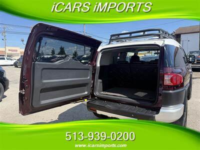 2007 Toyota FJ Cruiser 4dr SUV   - Photo 33 - Fairfield, OH 45014
