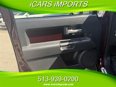 2007 Toyota FJ Cruiser 4dr SUV   - Photo 40 - Fairfield, OH 45014