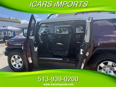 2007 Toyota FJ Cruiser 4dr SUV   - Photo 41 - Fairfield, OH 45014