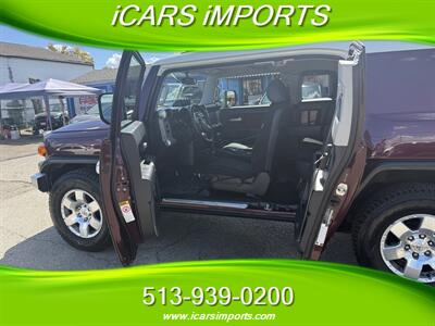 2007 Toyota FJ Cruiser 4dr SUV   - Photo 43 - Fairfield, OH 45014