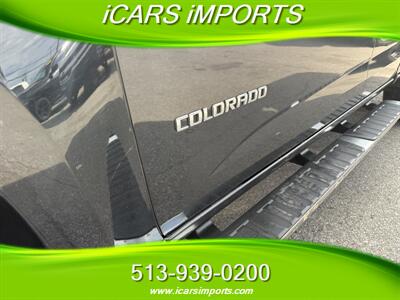2015 Chevrolet Colorado LT  4WD w/BackUpCam - Photo 11 - Fairfield, OH 45014