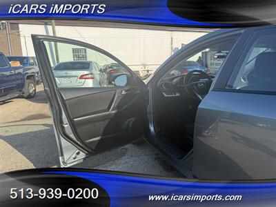 2012 Mazda Mazda3 i Touring HATCHBACK - Photo 10 - Fairfield, OH 45014