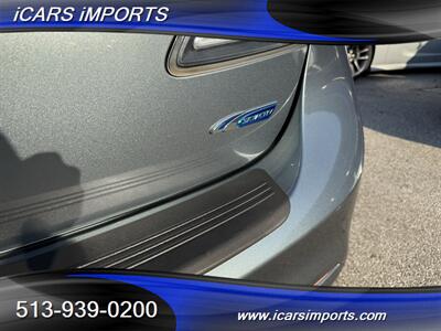 2012 Mazda Mazda3 i Touring HATCHBACK - Photo 50 - Fairfield, OH 45014