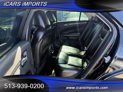 2021 Chrysler 300 Touring AWD w/PANO, NAVI & BACKUP CAM - Photo 19 - Fairfield, OH 45014