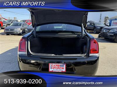 2021 Chrysler 300 Touring AWD w/PANO, NAVI & BACKUP CAM - Photo 21 - Fairfield, OH 45014