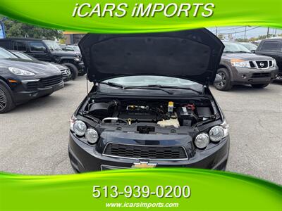 2013 Chevrolet Sonic LT Auto   - Photo 32 - Fairfield, OH 45014