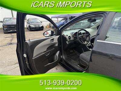 2013 Chevrolet Sonic LT Auto   - Photo 10 - Fairfield, OH 45014