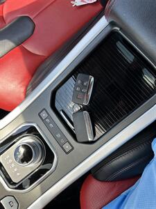 2013 Land Rover Range Rover Evoque Dynamic Premium  4WD w/NAVI & BackUp Cam - Photo 49 - Fairfield, OH 45014