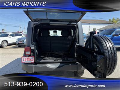 2016 Jeep Wrangler Unlimited Sport S 4WD - Photo 19 - Fairfield, OH 45014
