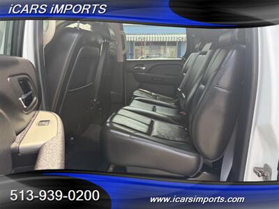 2011 Chevrolet Avalanche LT 4WD - Photo 19 - Fairfield, OH 45014
