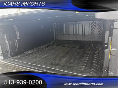 2011 Chevrolet Avalanche LT 4WD - Photo 22 - Fairfield, OH 45014